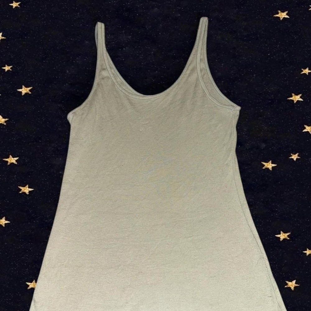 Light Green basic Tank - Picture 3 of 3